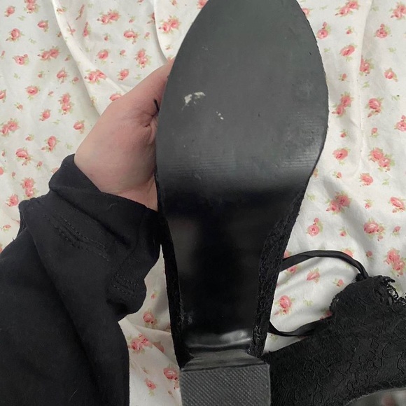 SOLD - Picture 4 of 6